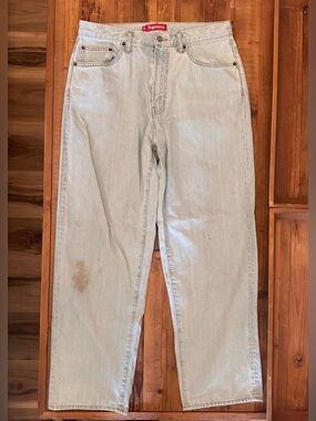Supreme- Light Washed Indigo Baggy Jeans (30W) (FW25)